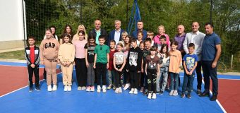 Sekretar Basta obišao rekonstruisani košarkaški teren u Rakovcu